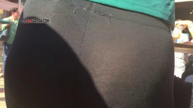 483 xfin nopanty leggings voyeur video