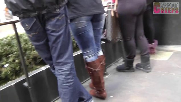 8 monster ass leggings at rock