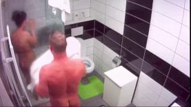 1667426603ey4x0-640×480-1