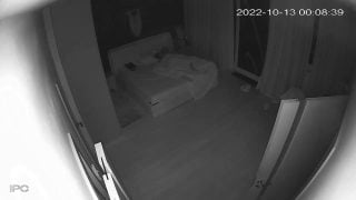 166810899721n74-640×480-1