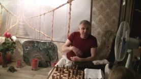 16685955041kh4a-640×480-1