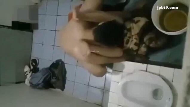 Asian Hacked IP Cam 132 voyeur porn